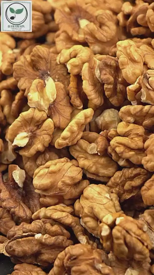 🌰 Haramain Pure Products – Cold Pressed Walnut Oil (100% Natural)
• Type: Cold Pressed Walnut Oil
• Extraction Method: Cold-pressed to preserve natural nutrients and aroma
• Purity: 100% pure, unrefined, and chemical-free
• Source: Premium quality fresh walnuts

🌿 Key Benefits:
• Deeply nourishes scalp and promotes strong, shiny hair
• Helps reduce dandruff and dryness naturally
• Rich in Omega-3 fatty acids and Vitamin E for hair & skin health
• Improves skin elasticity and gives a natural glow
• Support